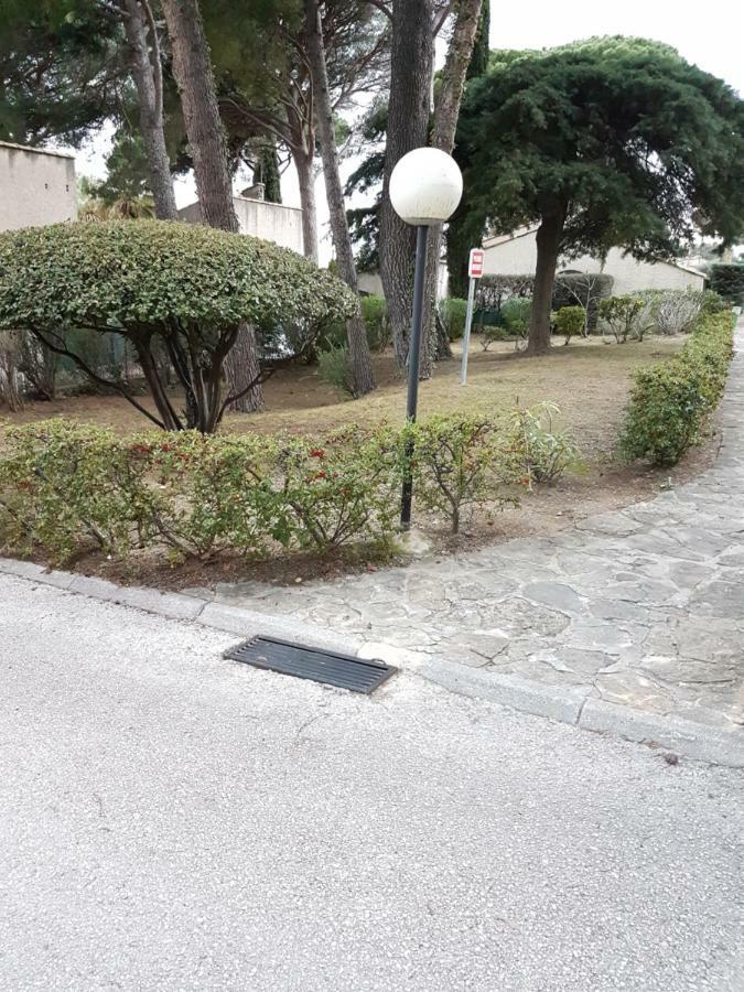 Studio Andrea D2 Les Lecques Exterior foto