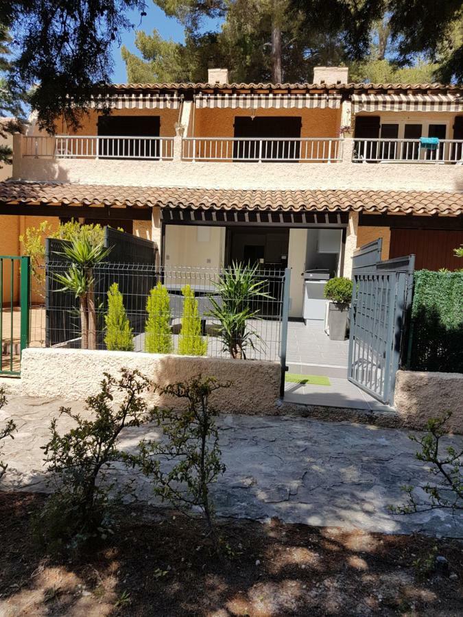 Studio Andrea D2 Les Lecques Exterior foto